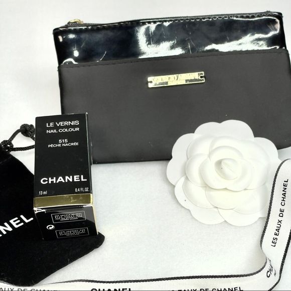 Brand New Bundle Giorgio Armani pouch & Chanel Le Vernis - Picture 13 of 14